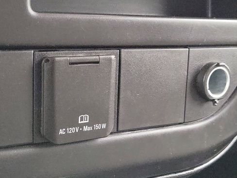 Used 2017 GMC Savana 2500 RWD image 14