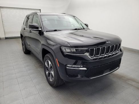 Used 2022 Jeep Grand Cherokee Limited 4xe AWD/4WD image 13