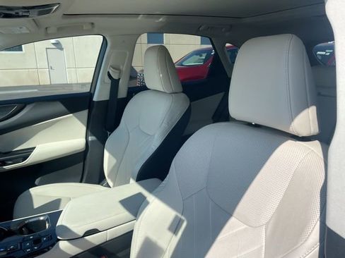 Used 2025 Lexus NX 350h AWD w/ Accessory Package (2T) image 5