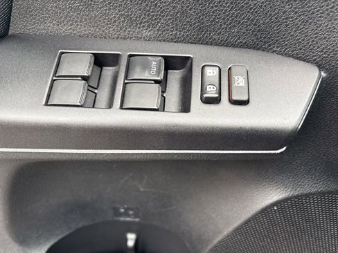 Used 2018 Toyota RAV4 LE image 55