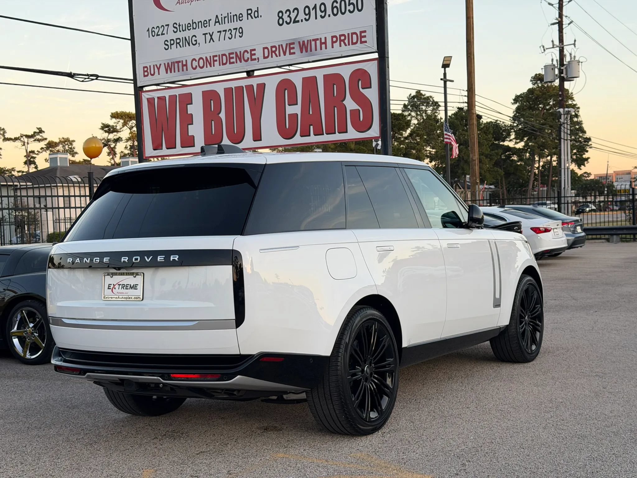 Used 2024 Land Rover Range Rover Autobiography AWD/4WD image 8