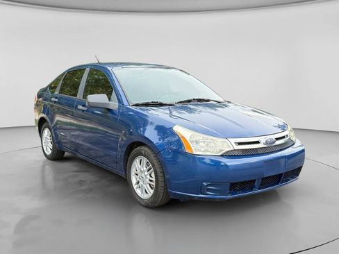 Used 2009 Ford Focus SE FWD image 7