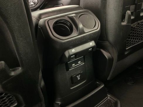 Used 2021 Jeep Wrangler Unlimited Rubicon image 24