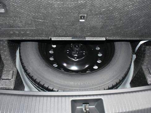 New 2026 Volkswagen Tiguan SE R-Line image 26