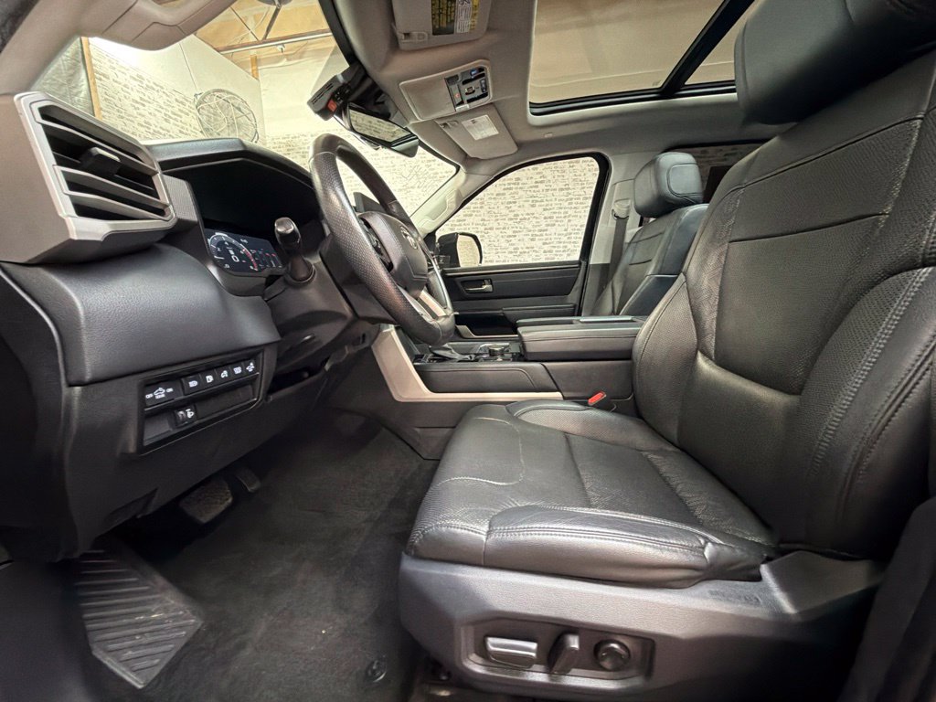 Used 2022 Toyota Tundra Limited AWD/4WD image 23