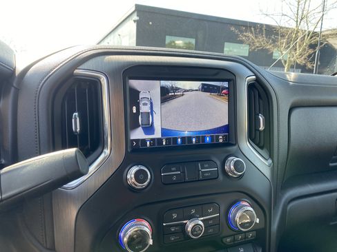 Used 2021 GMC Sierra 3500 Denali w/ Denali Ultimate Package image 24