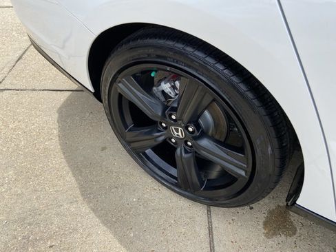 Used 2023 Honda Accord Sport image 30