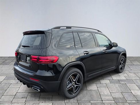 New 2026 Mercedes-Benz GLB 250 image 7