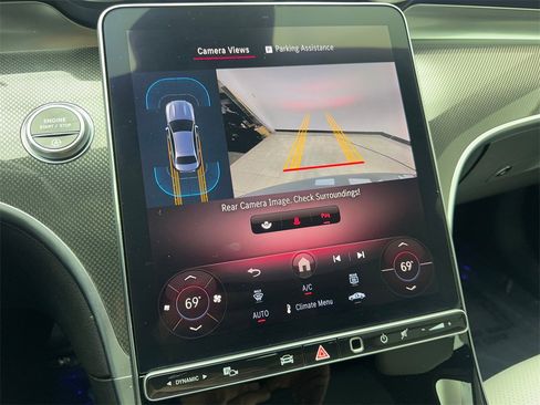 Used 2025 Mercedes-Benz C 300 Sedan image 61