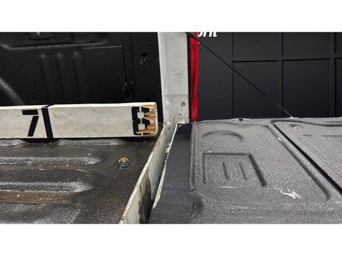 Used 2024 Ford F350 XLT image 30