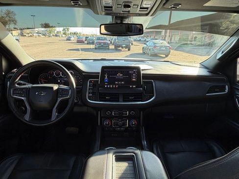 Used 2021 Chevrolet Suburban RST w/ Luxury Package image 30