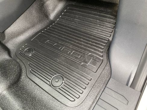 New 2026 Ford F250 Lariat w/ FX4 Off-Road Package image 43