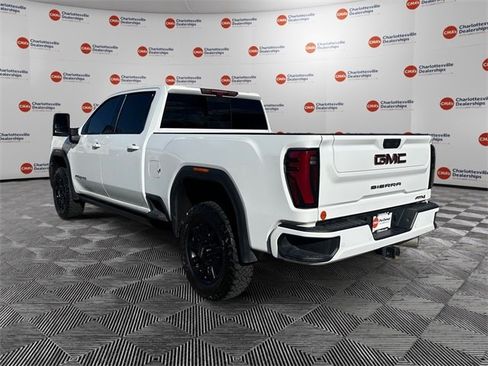 Used 2024 GMC Sierra 2500 AT4 w/ AT4 Premium Plus Package image 3