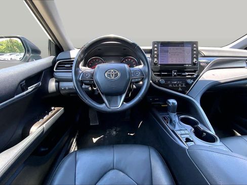 Used 2024 Toyota Camry XSE FWD image 6