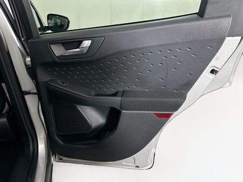 Used 2020 Ford Escape SE FWD image 28
