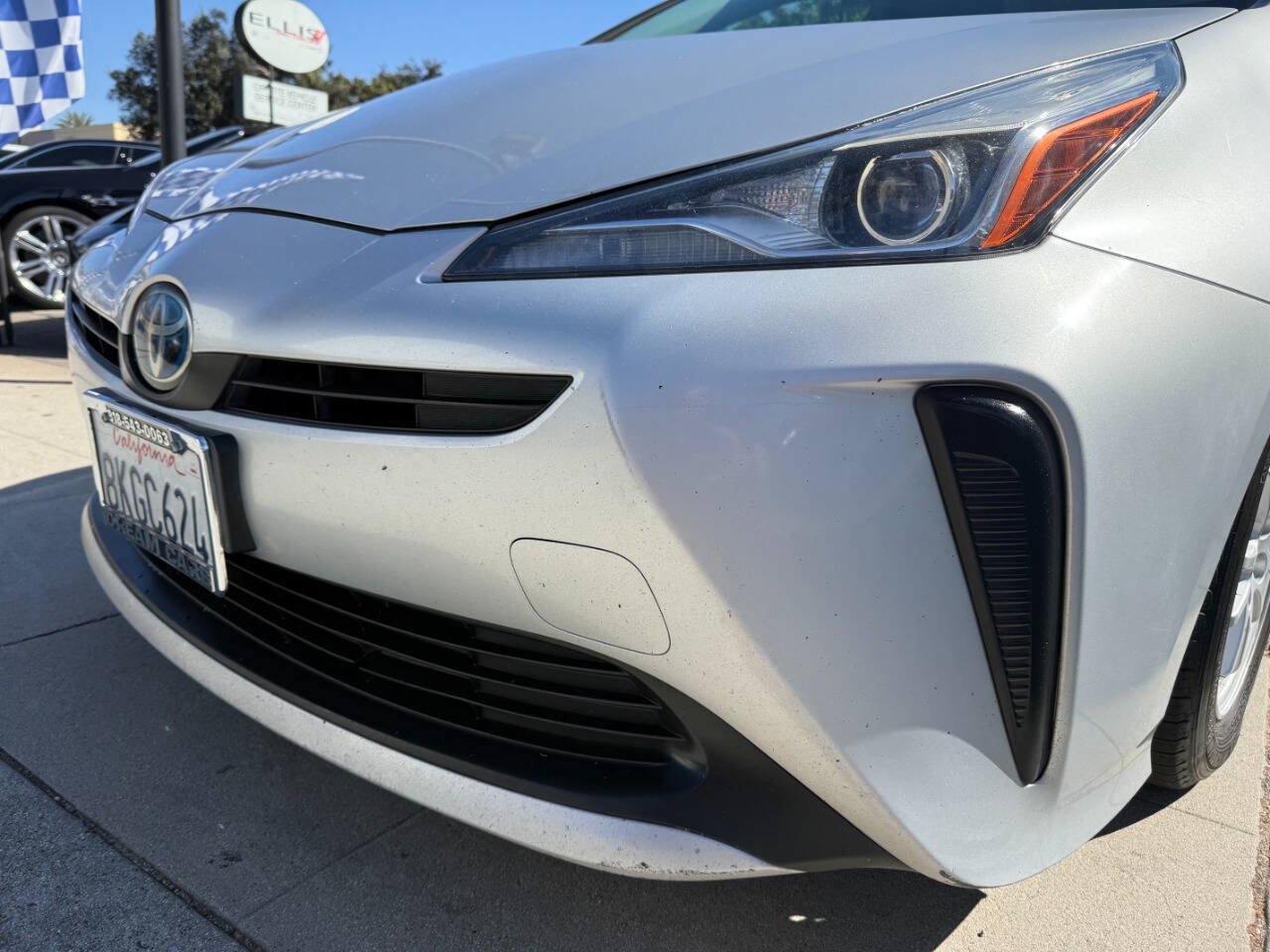 Used 2019 Toyota Prius L Eco FWD image 19