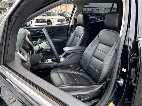 Used 2023 GMC Acadia Denali FWD image 35