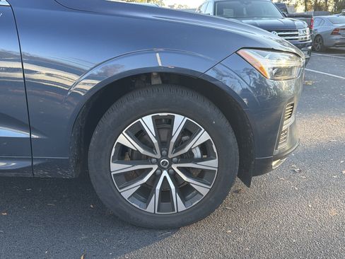 Certified 2023 Volvo XC60 B5 Core w/ Climate Package image 13