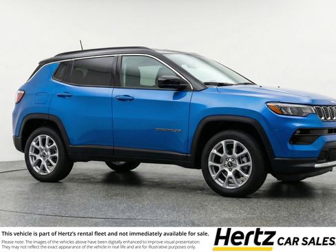 Used 2025 Jeep Compass Limited image 1