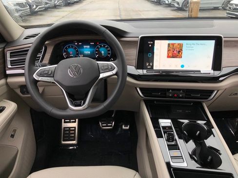 New 2025 Volkswagen Atlas SEL Premium R-Line AWD/4WD image 17