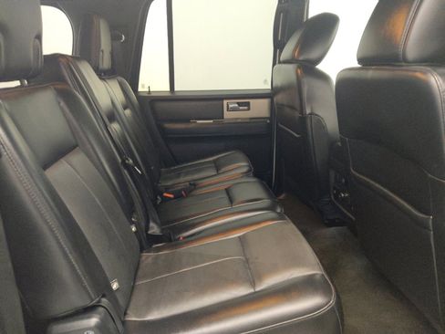 Used 2016 Ford Expedition EL XLT w/ Equipment Group 202A RWD image 19