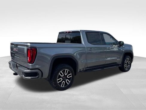 Used 2021 GMC Sierra 1500 AT4 w/ AT4 Premium Package AWD/4WD image 8