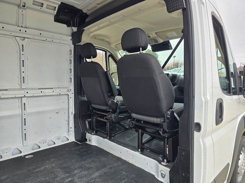 Used 2023 RAM ProMaster 2500 image 14