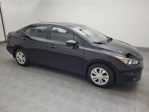 Used 2020 Nissan Versa S FWD image 11