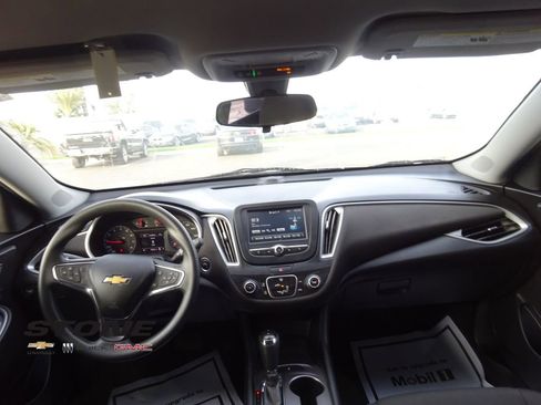 Used 2018 Chevrolet Malibu LS image 23