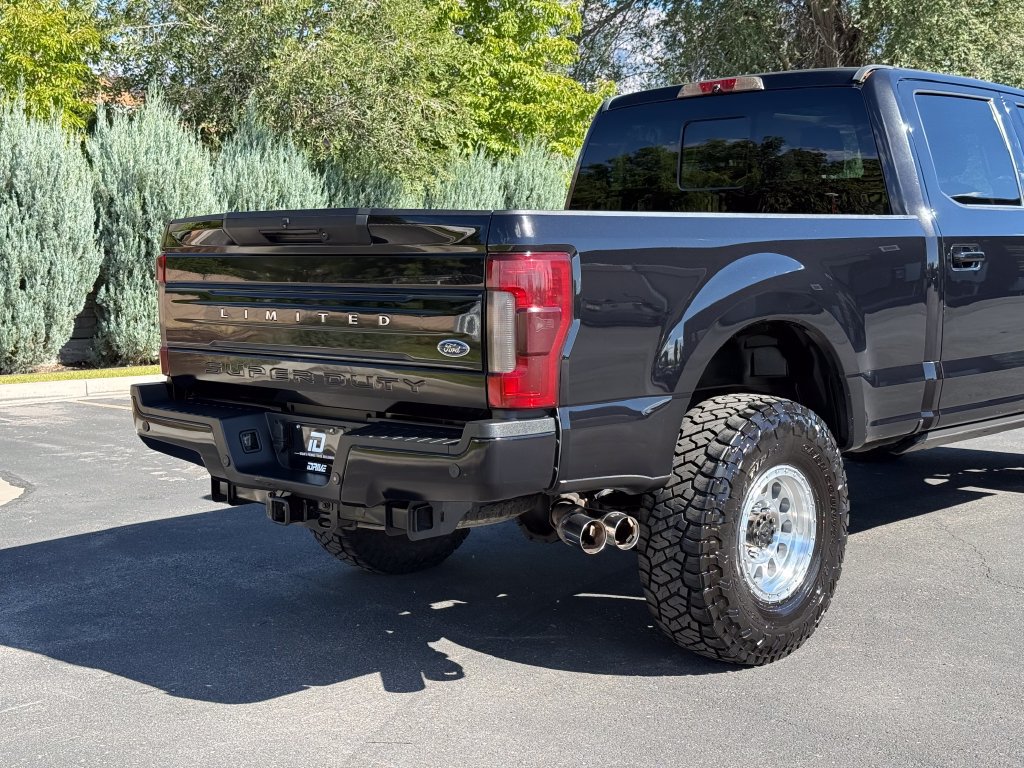 Used 2019 Ford F350 Limited w/ FX4 Off-Road Package AWD/4WD image 10