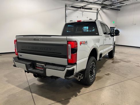 Used 2025 Ford F350 Platinum w/ FX4 Off-Road Package AWD/4WD image 3