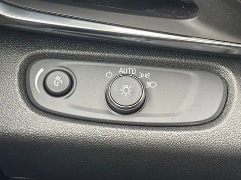 Certified 2024 Buick Envista Preferred w/ Convenience I Package image 23