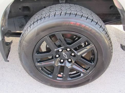 Used 2025 Chevrolet Silverado 1500 RST RWD image 12