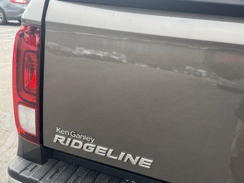 Used 2020 Honda Ridgeline RTL-E image 11