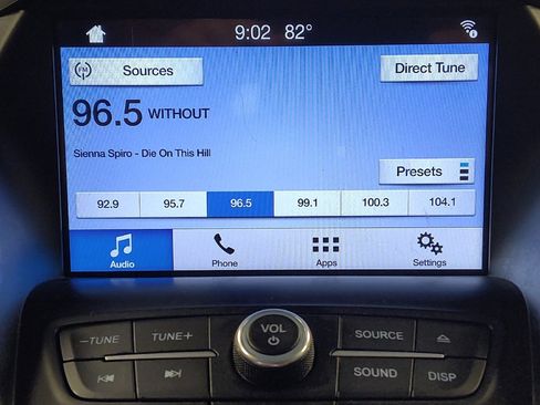 Used 2018 Ford Escape SE w/ SE Sport Appearance Package FWD image 25