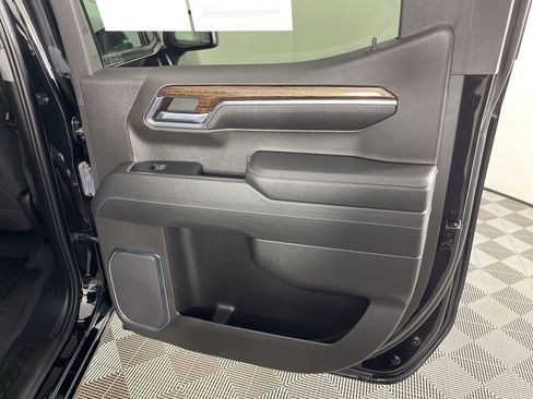 Used 2024 GMC Sierra 1500 Elevation image 14