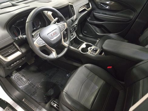 Used 2023 GMC Terrain Denali w/ Denali Premium Package image 18