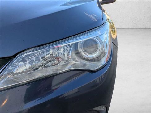 Used 2016 Toyota Camry XLE image 9