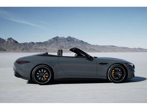 New 2025 Mercedes-Benz SL 63 AMG S e Performance 4MATIC image 16