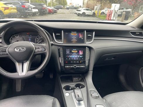 Used 2023 INFINITI QX50 Luxe AWD/4WD image 10