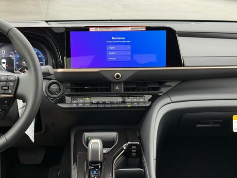 New 2026 Toyota Crown Platinum image 11