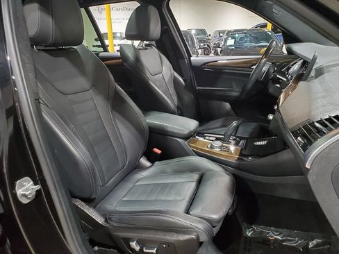 Used 2019 BMW X3 xDrive30i w/ Driving Assistance Package AWD/4WD image 13