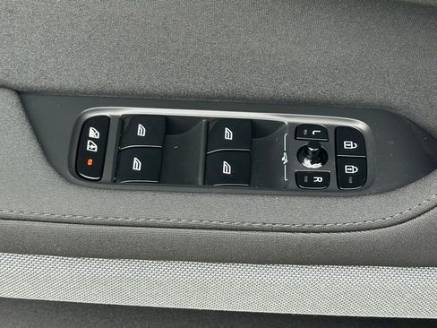Used 2024 Polestar Polestar 2 AWD/4WD image 26