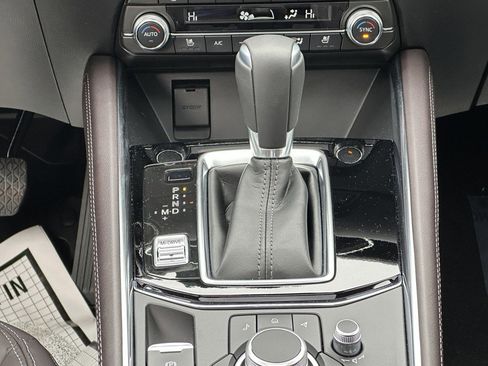 Certified 2025 MAZDA CX-5 Signature image 16
