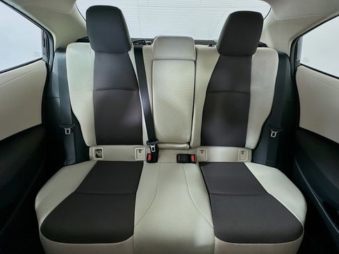 Used 2025 Toyota Corolla LE FWD image 29