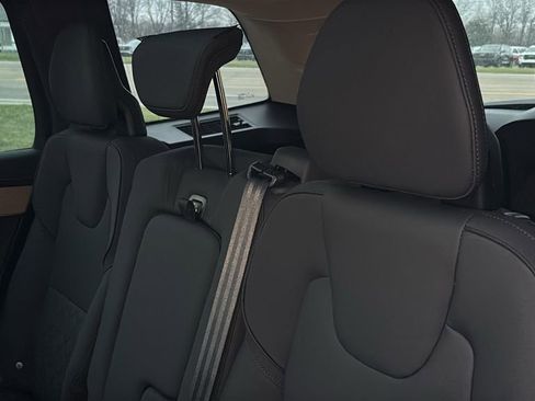 New 2026 Volvo XC90 T8 Plus w/ Protection Package Premier AWD/4WD image 27