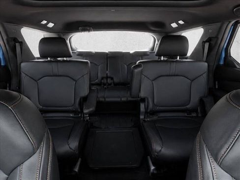 Used 2025 Honda Pilot TrailSport image 22