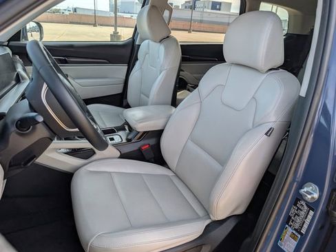 Used 2024 Kia Telluride S w/ S Sunroof Package image 21