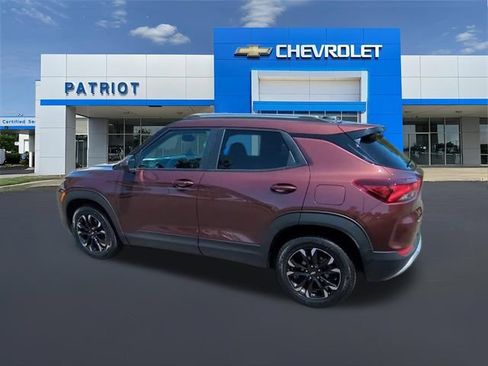 Used 2023 Chevrolet TrailBlazer LT w/ Convenience Package FWD image 8