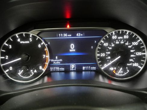 Used 2023 Nissan Altima 2.5 SV image 14